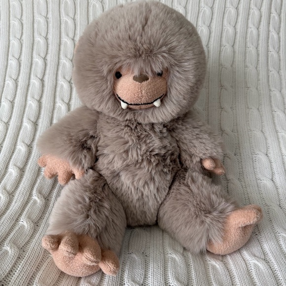 Jellycat Other - Jellycat Bo Bigfoot NEW BO2BF HtF Retired Plushy Collectible Jelly Cat